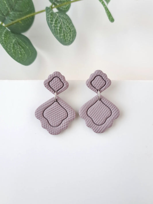 Soft Trace Dangle Earrings