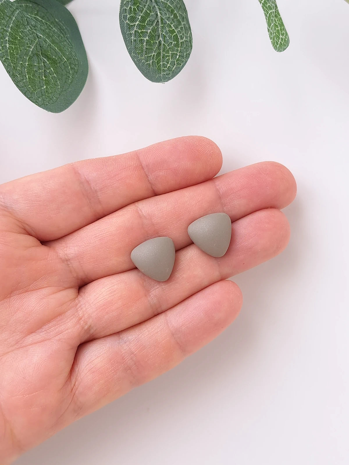 Satin Pebbles Stud Earrings