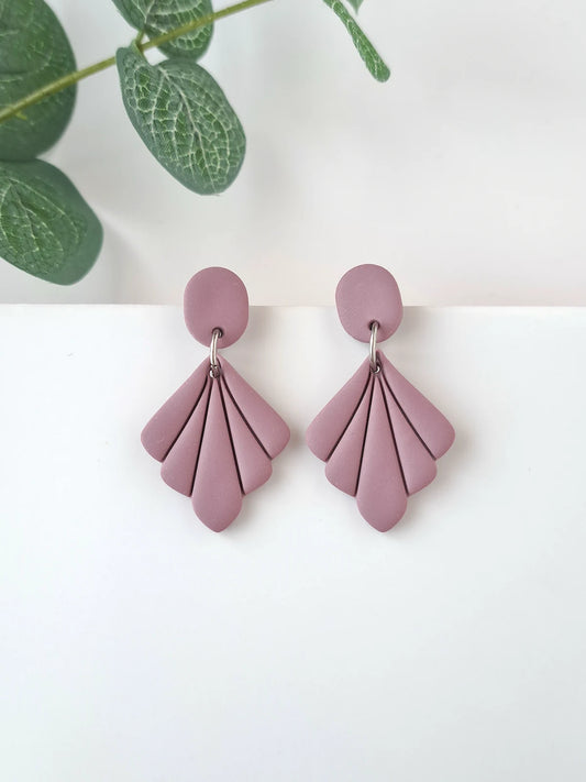 Soft Gravity Earrings