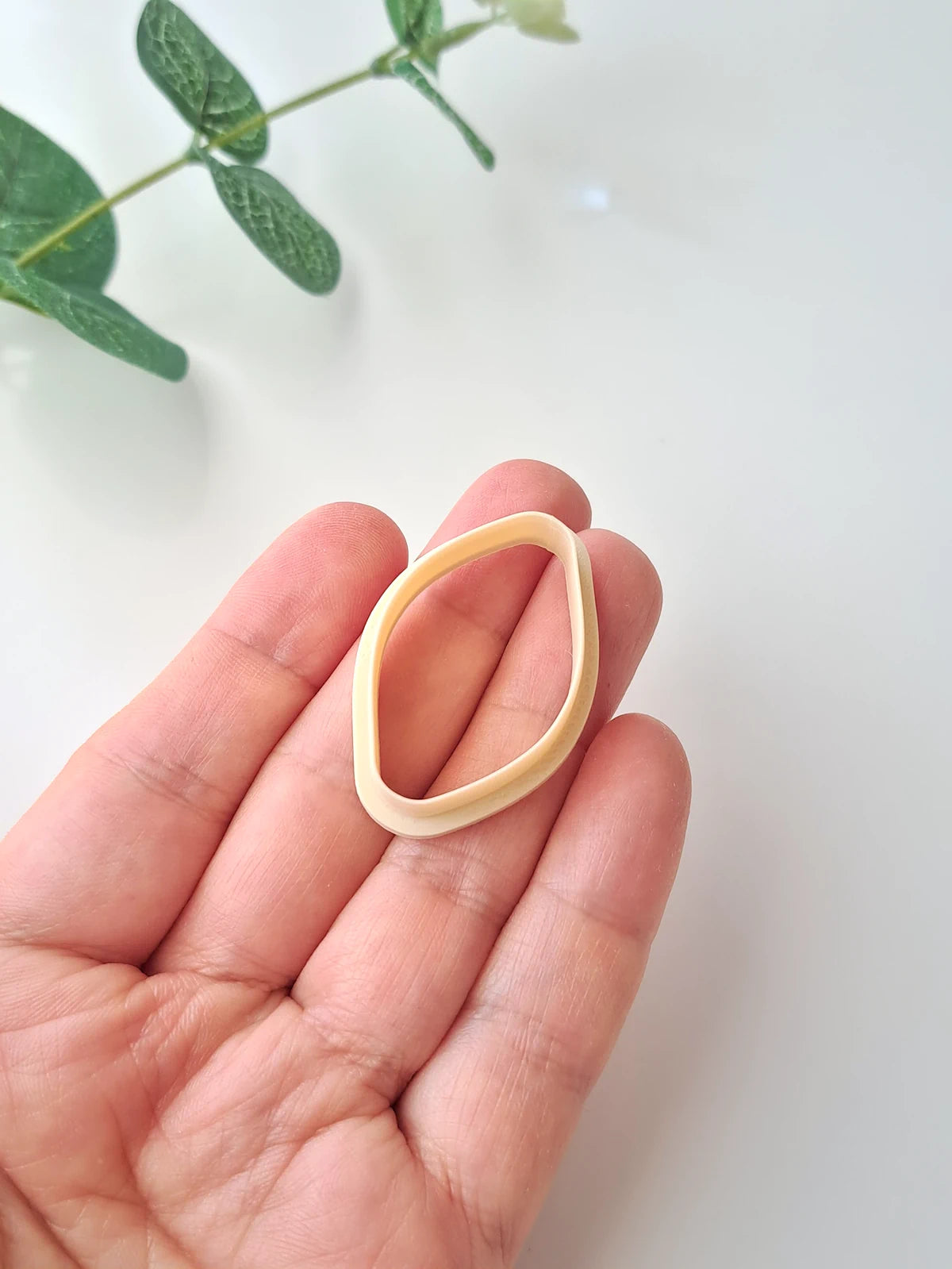 Organic Clay Cutter