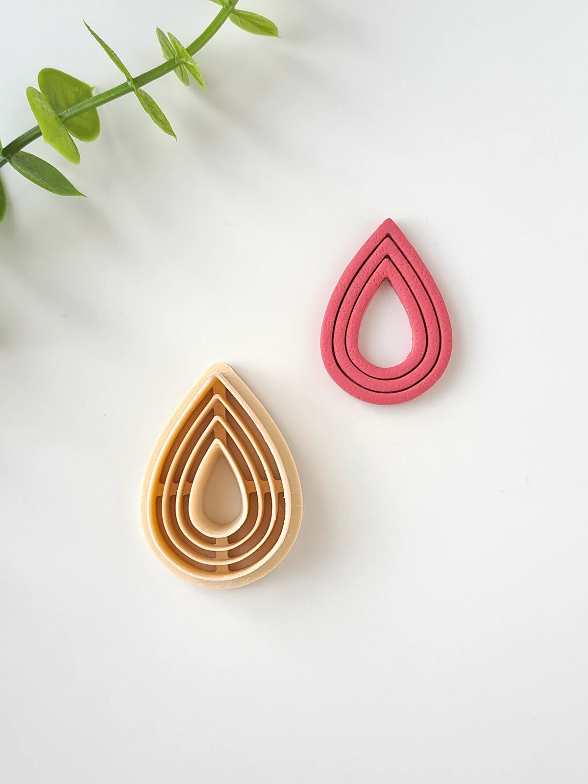 Extruded Teardrop Polymer Clay Cutter