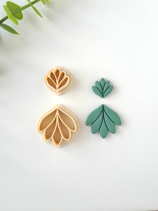 Pointed Floral Embossed Clay Cutter