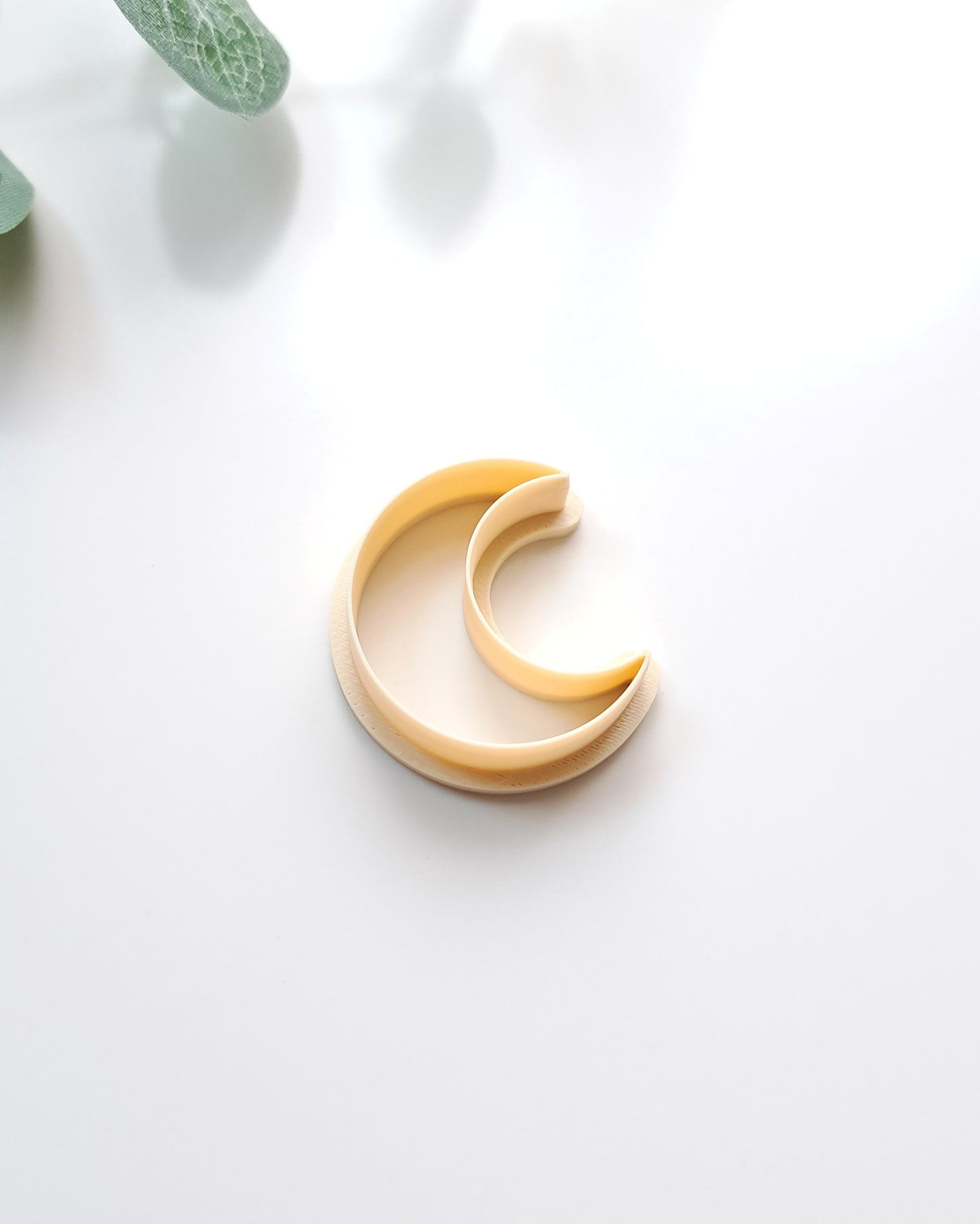 Crescent Moon Cutter