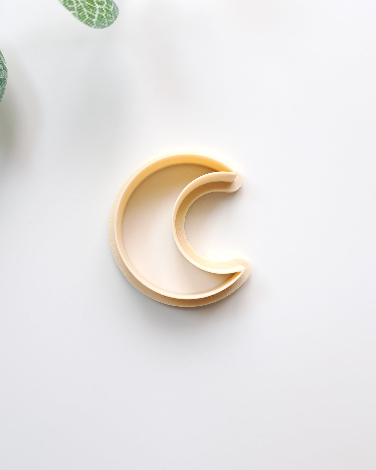 Crescent Moon Cutter